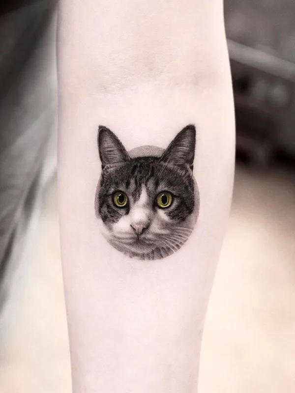 black and grey realism татуировка на forearm #34100 | Тату мастер Yeono