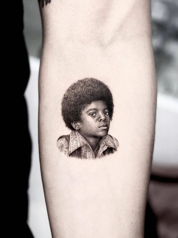 black and grey realism татуировка на forearm #34102 | Тату мастер Yeono
