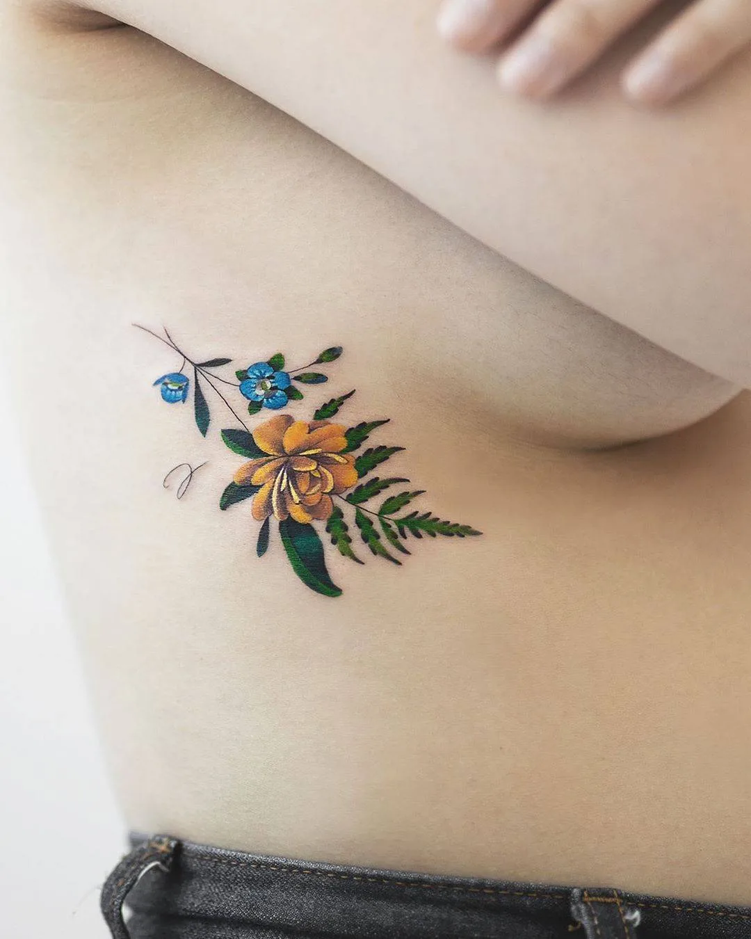 Tattoo artist Rey Jasper, authors color tattoo, watercolor, realism, minimalism, flowers | Auckland, New Zealand