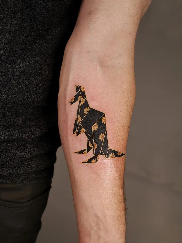 black geometric Tatuagem em forearm #38124 | Tatuador Nyoung
