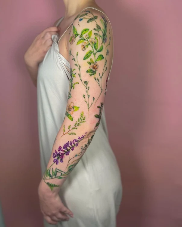 Ботаническая Flowers, Leaves tattoo на Полный рукав