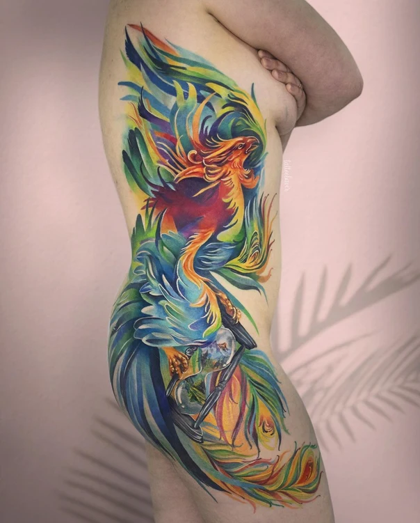 Акварель Phoenix, Hourglass tattoo на Side