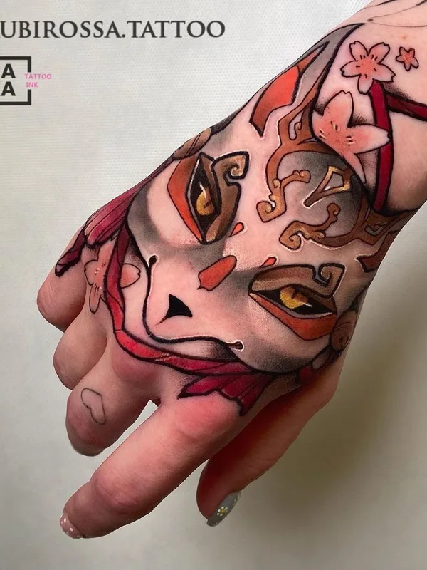 female color japanese Tatuaggio su hand #43868 | Tatuatore Anna Kot