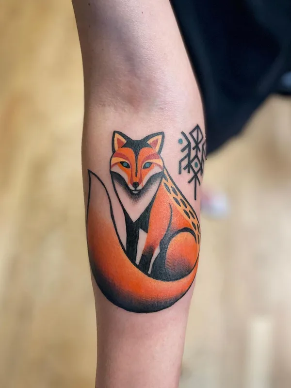 color illustrative tattoo auf forearm #43977 | Tätowierer Bård Tjelta