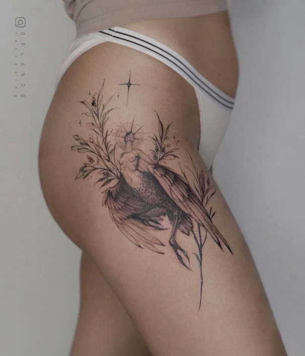 Иллюстративная Bird, Botanic tattoo на Thigh