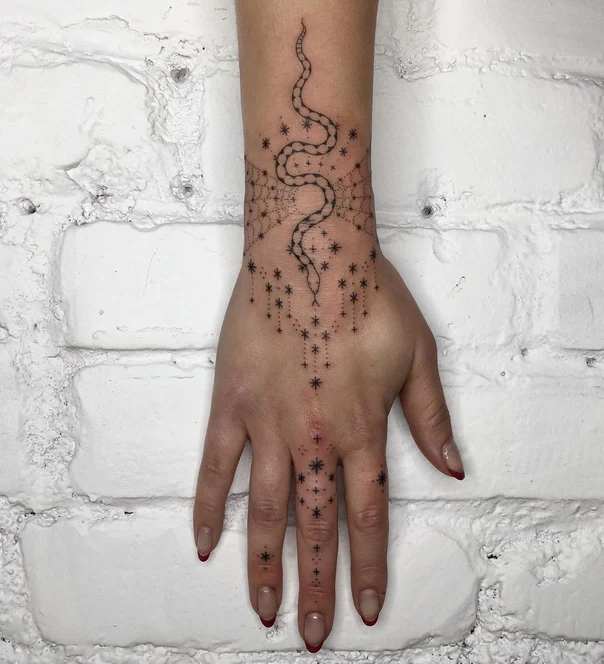 Linework Snake, Stars tattoo on Hand