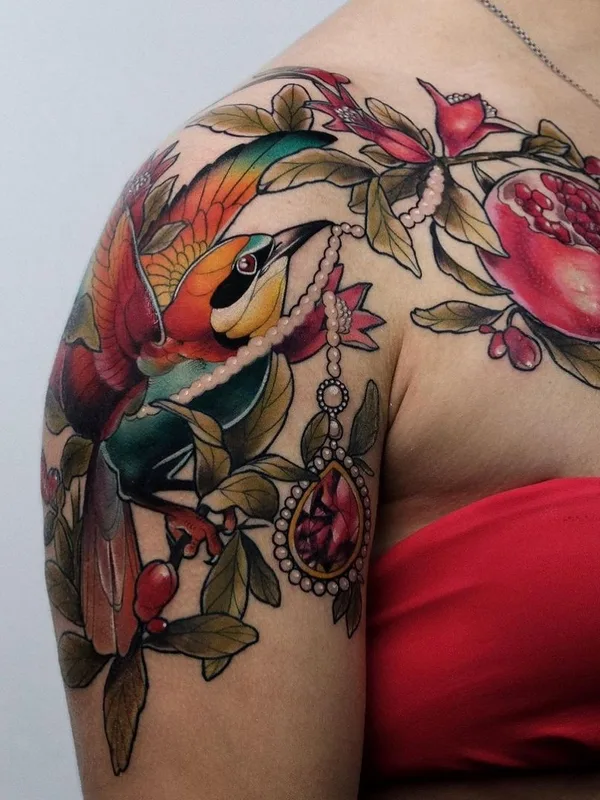 female color illustrative Tatuaggio su shoulder #44787 | Tatuatore Лариса Ганзвинд
