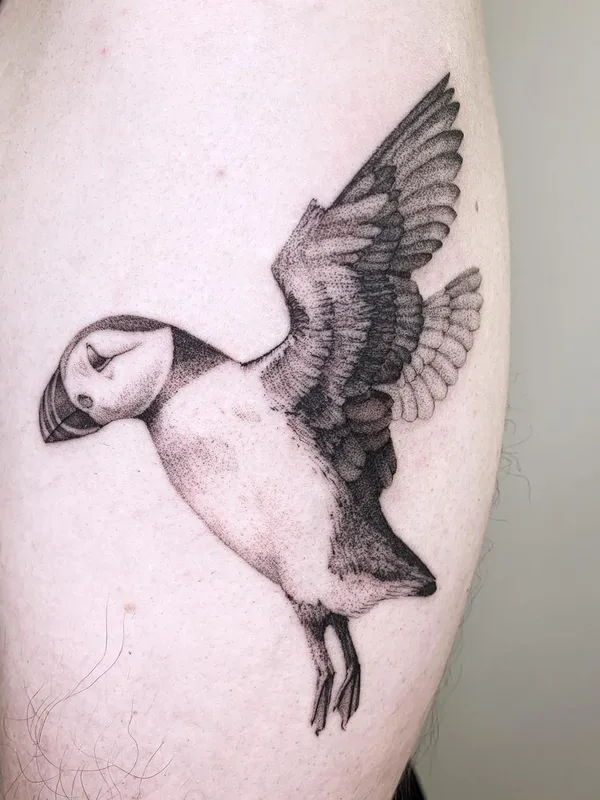 black and grey blackwork 纹身 在 upper arm #44857 | 纹身师 Maarten