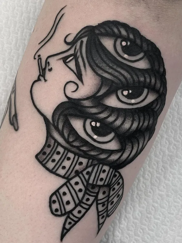 female black blackwork Tatuaggio su forearm #44908 | Tatuatore KiMi VERA