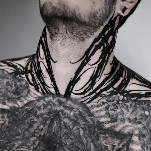 Блэкворк Abstract tattoo на Шея