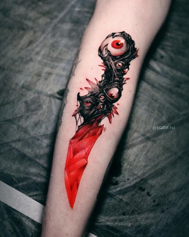 Сюрреализм Eyes, Knife tattoo на Предплечье