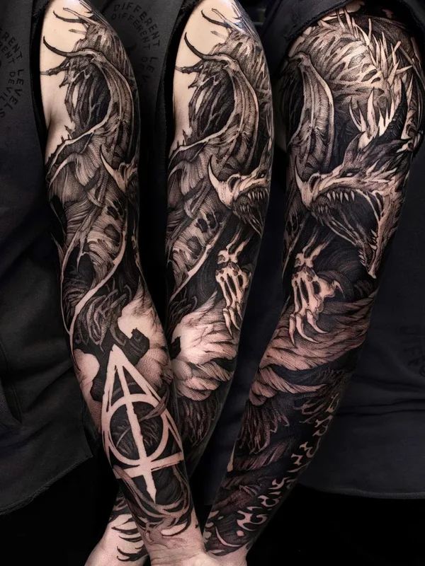 black blackwork 纹身 在 full sleeve #46036 | 纹身师 Helena Zolotykh
