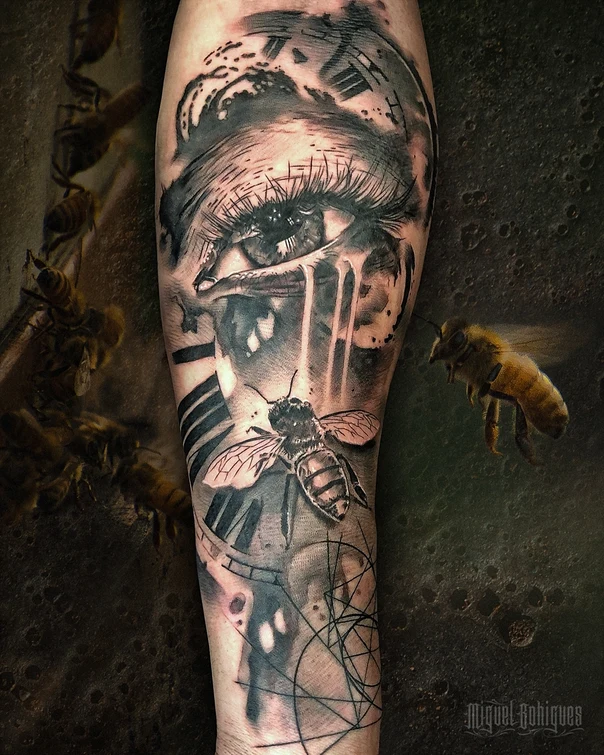 Realism Eye, Bee tattoo on Forearm