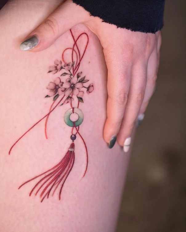 Illustrative Flowers, Ornament tattoo on Thigh