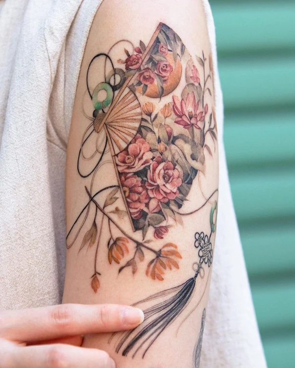 Watercolor Flowers, Fan tattoo on Upper Arm