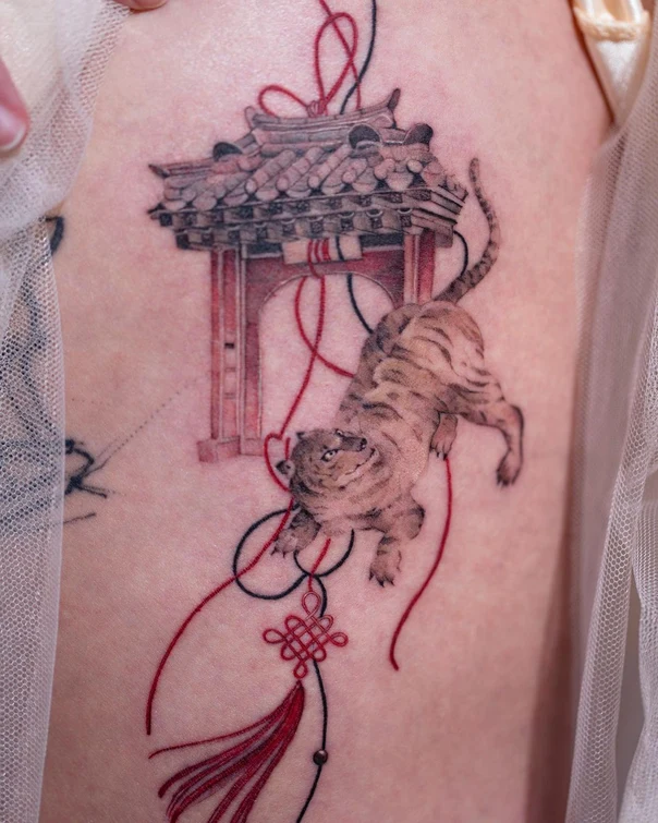 Japanese Tiger, Architecture tattoo on Thigh