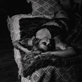 Тату модель Brianna Fava