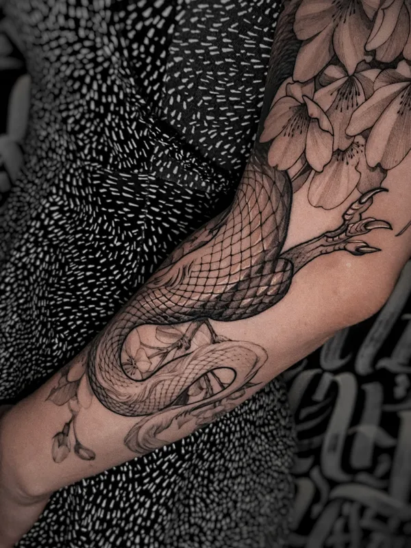 black and grey black and grey Tatuaggio su forearm #76036 | Tatuatore AlexSuprotiv