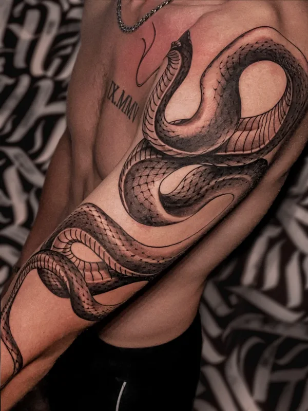 male black and grey black and grey Tatuaggio su forearm #76037 | Tatuatore AlexSuprotiv