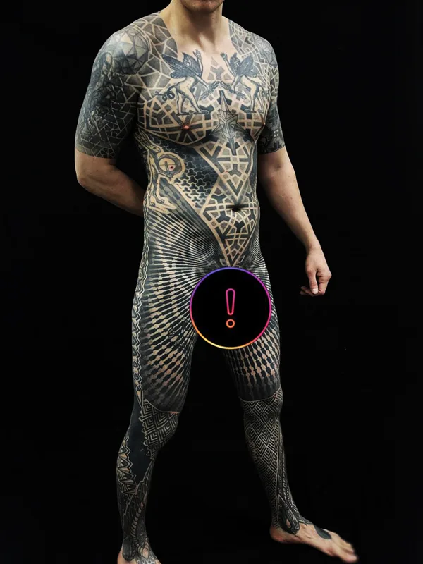 male black geometric tattoo auf full body #76096 | Tätowierer Maksim Zhuravlev