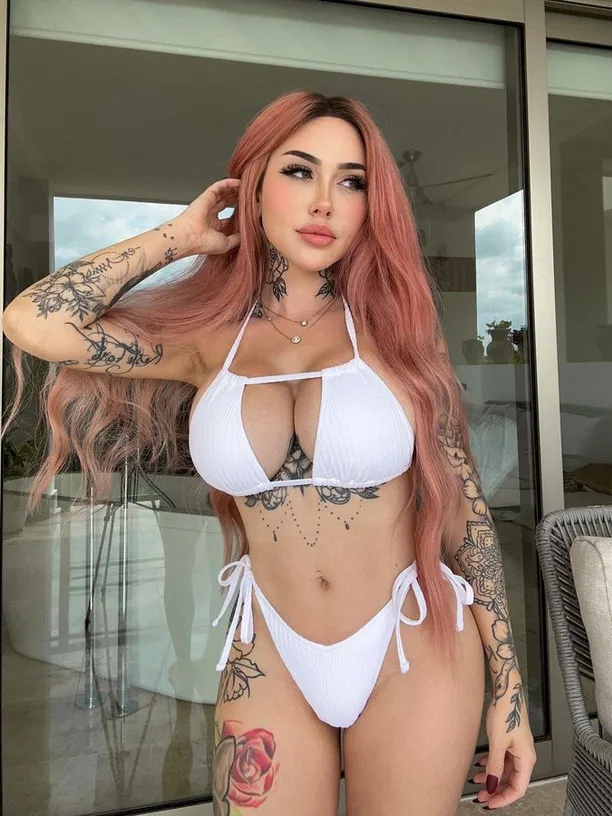 Extravagante Schönheit Jade Lavoie