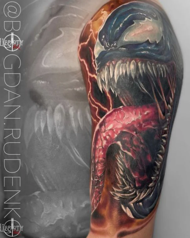 Реализм Venom, Monster tattoo на Плечо