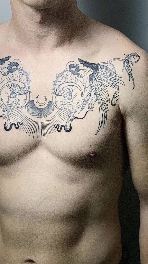 Лайнворк Phoenix, Sun tattoo на Грудь