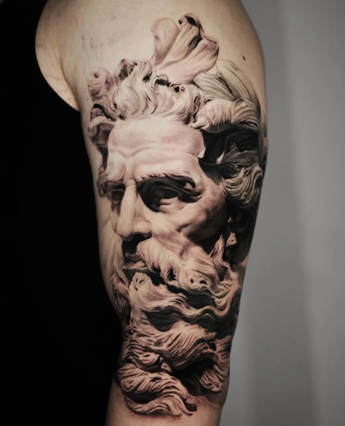 Artista dei tatuaggi Kid Needle