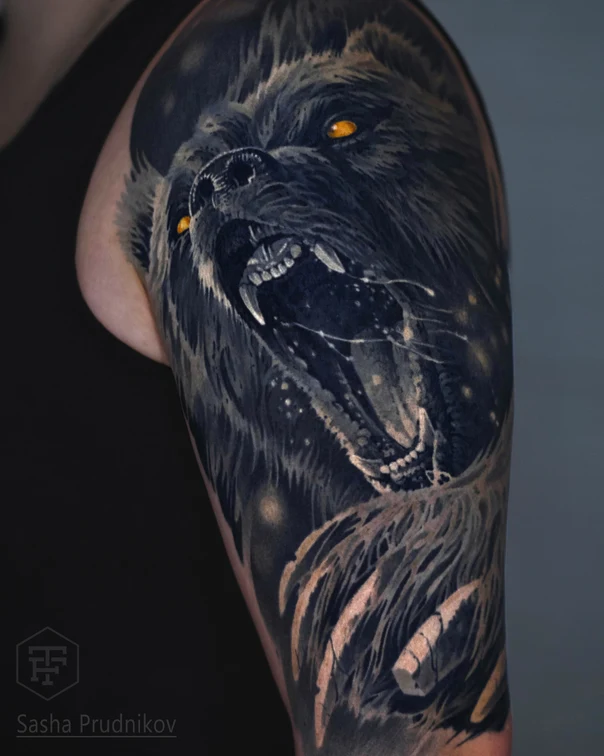 Реализм Bear, Animal tattoo на Полный рукав
