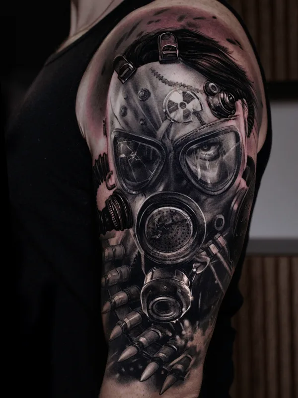 black and grey realism tattoo auf upper arm #77191 | Tätowierer Anna Kriuchkova