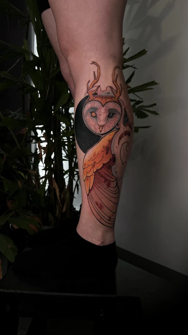 Illustrative Owl, Wings tattoo on Calf