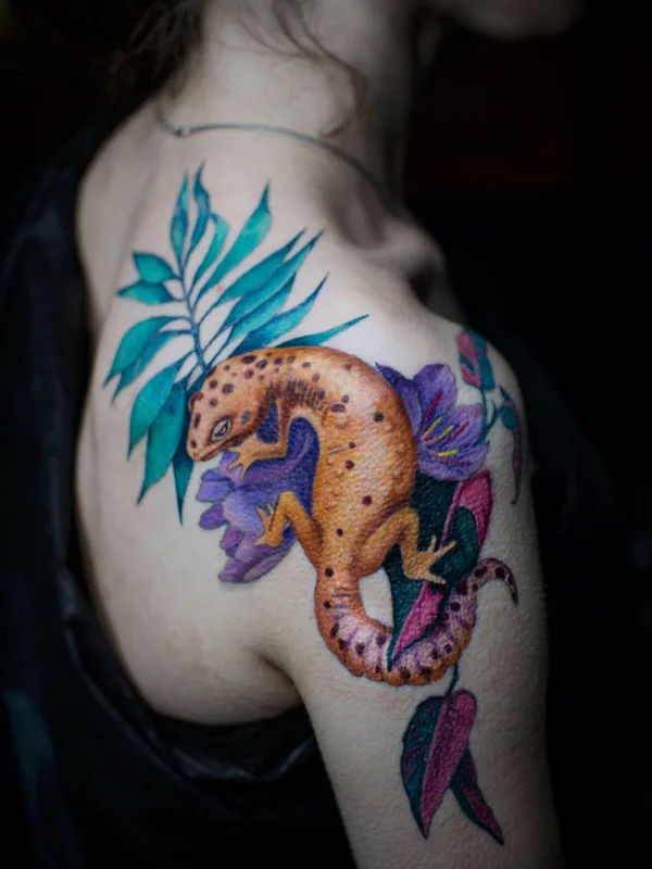female color illustrative tatuaje en shoulder #77864 | Tatuador Алиса Третьякова