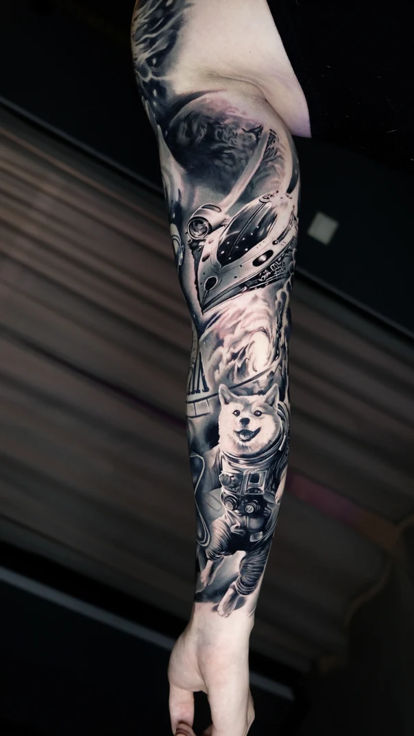 Реализм Dog, Space tattoo на Полный рукав