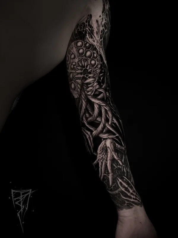 black and grey biomechanical татуировка на full sleeve #78514 | Тату мастер Влад Цедейко