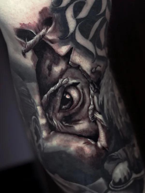black and grey realism татуировка на forearm #78912 | Тату мастер Nicholas Fernandez