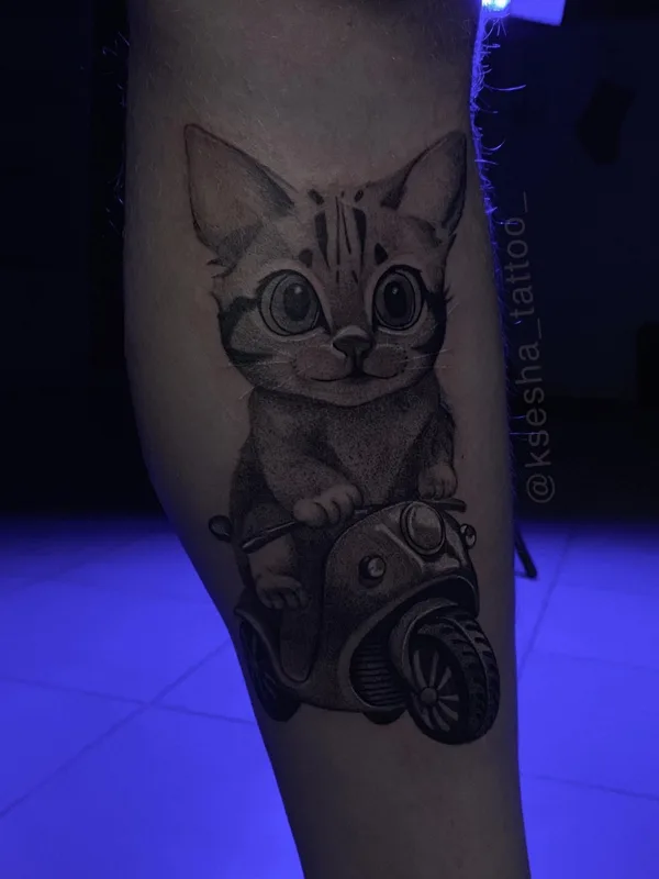 black and grey black and grey tattoo auf calf #79075 | Tätowierer Bondarenko Kseniia