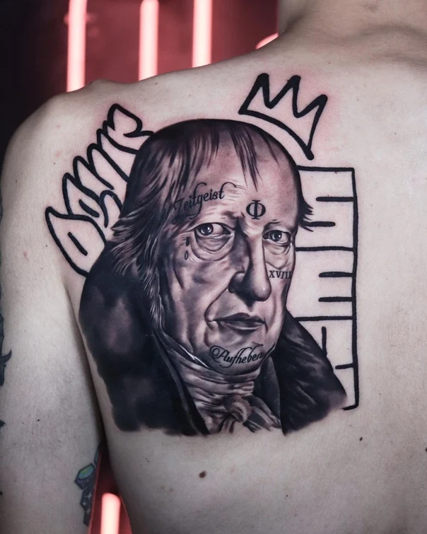 Realism Portrait, Crown tattoo on Shoulder Blade