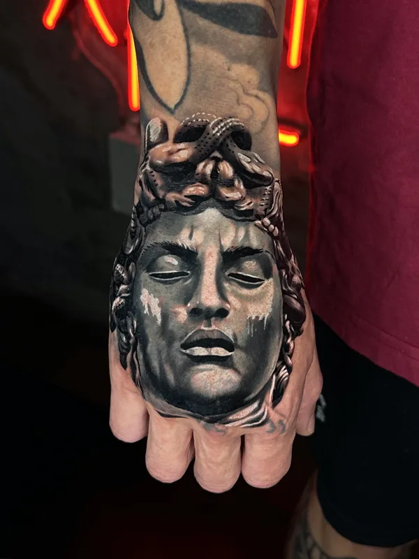 black and grey realism tattoo on back of hand #79465 | Tattoo Artist Bruno Reis