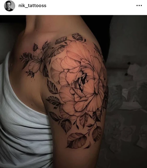 Ботаническая Flower, Leaves tattoo на Дельта