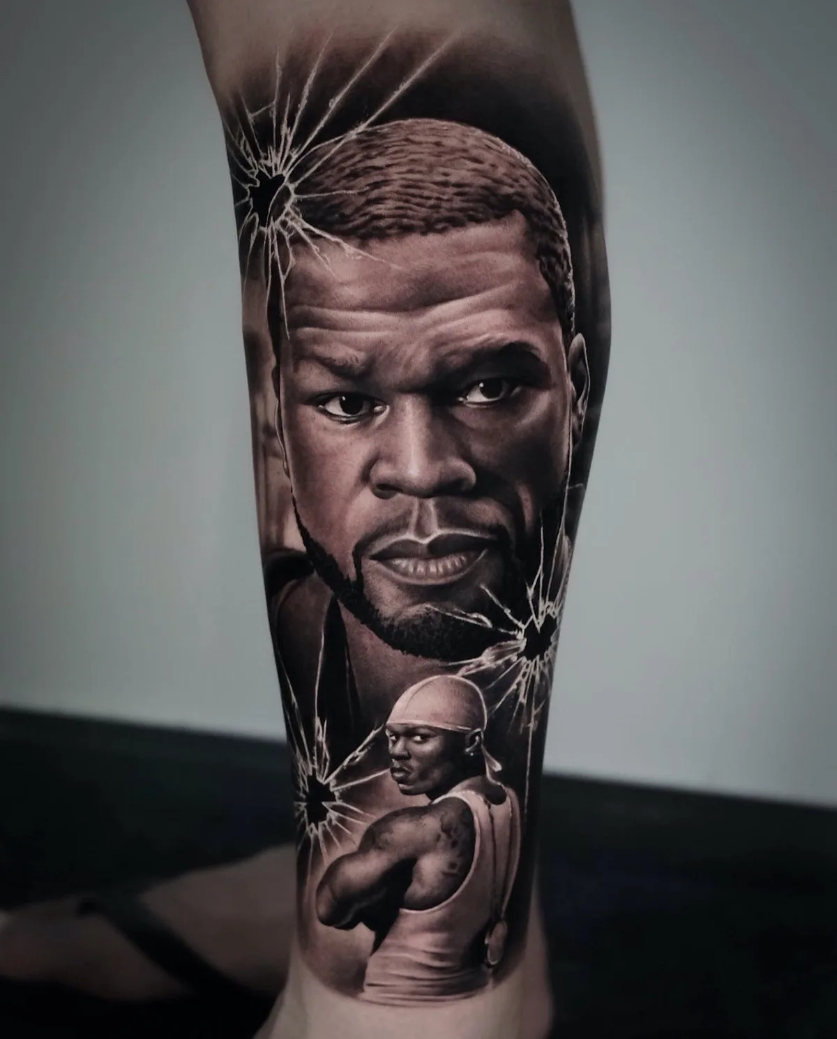 Nero, Grigio e oltre: L'evoluzione dello stile di tatuaggio di Neto Coutinho - image 1