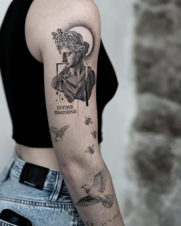Black & Grey Bust, Bees tattoo on Upper Arm