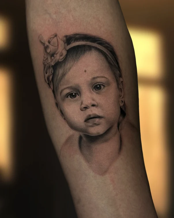 Реализм Portrait, Child tattoo на Предплечье
