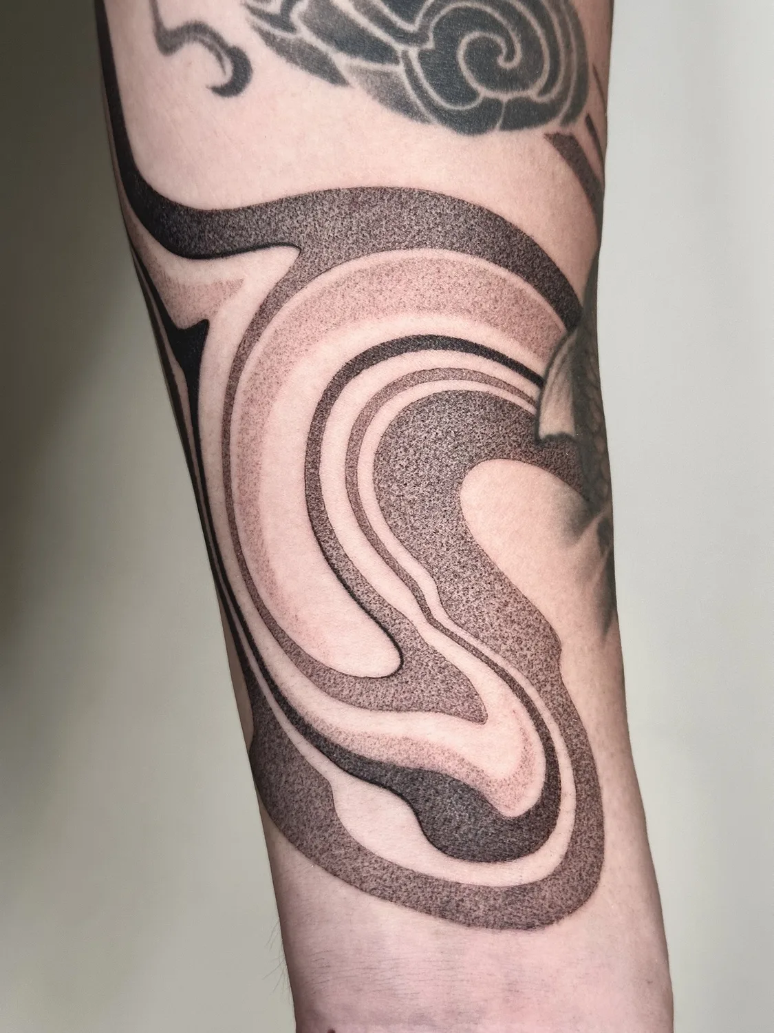 Tattoo artist Vadim Skorik
