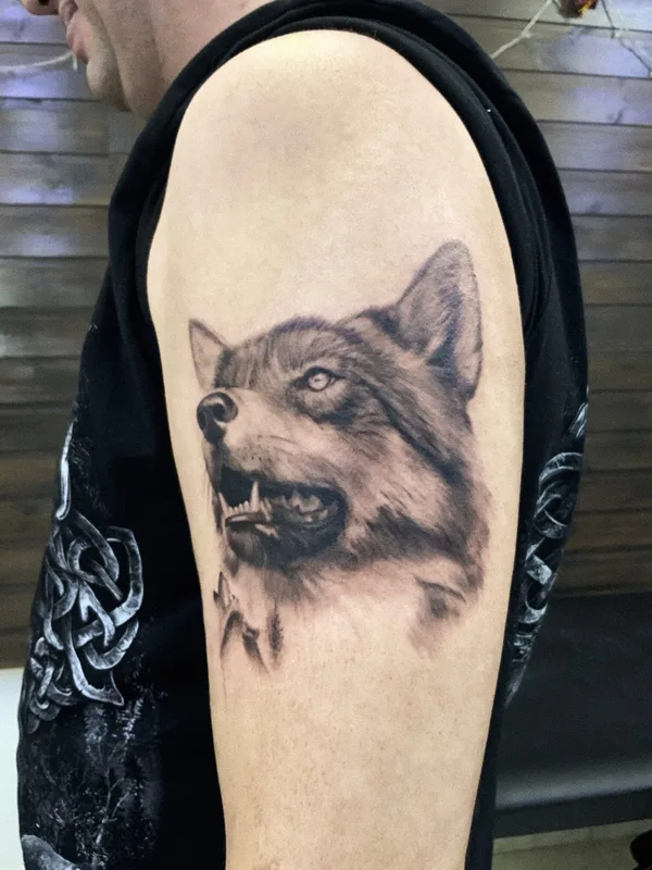 male black and grey realism татуировка на bicep #81048 | Тату мастер Ринат Халиуллин Richie 