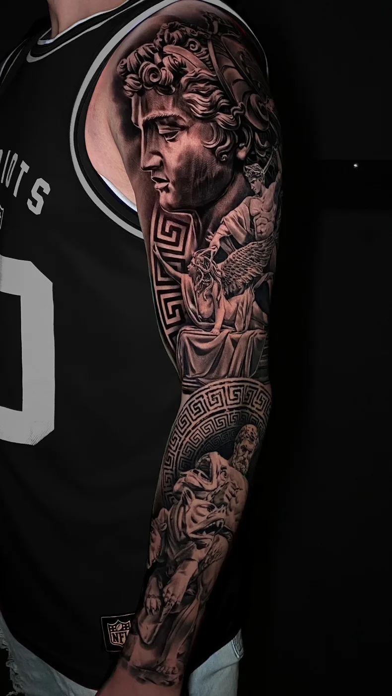 Artista di tatuaggi Chris Yze