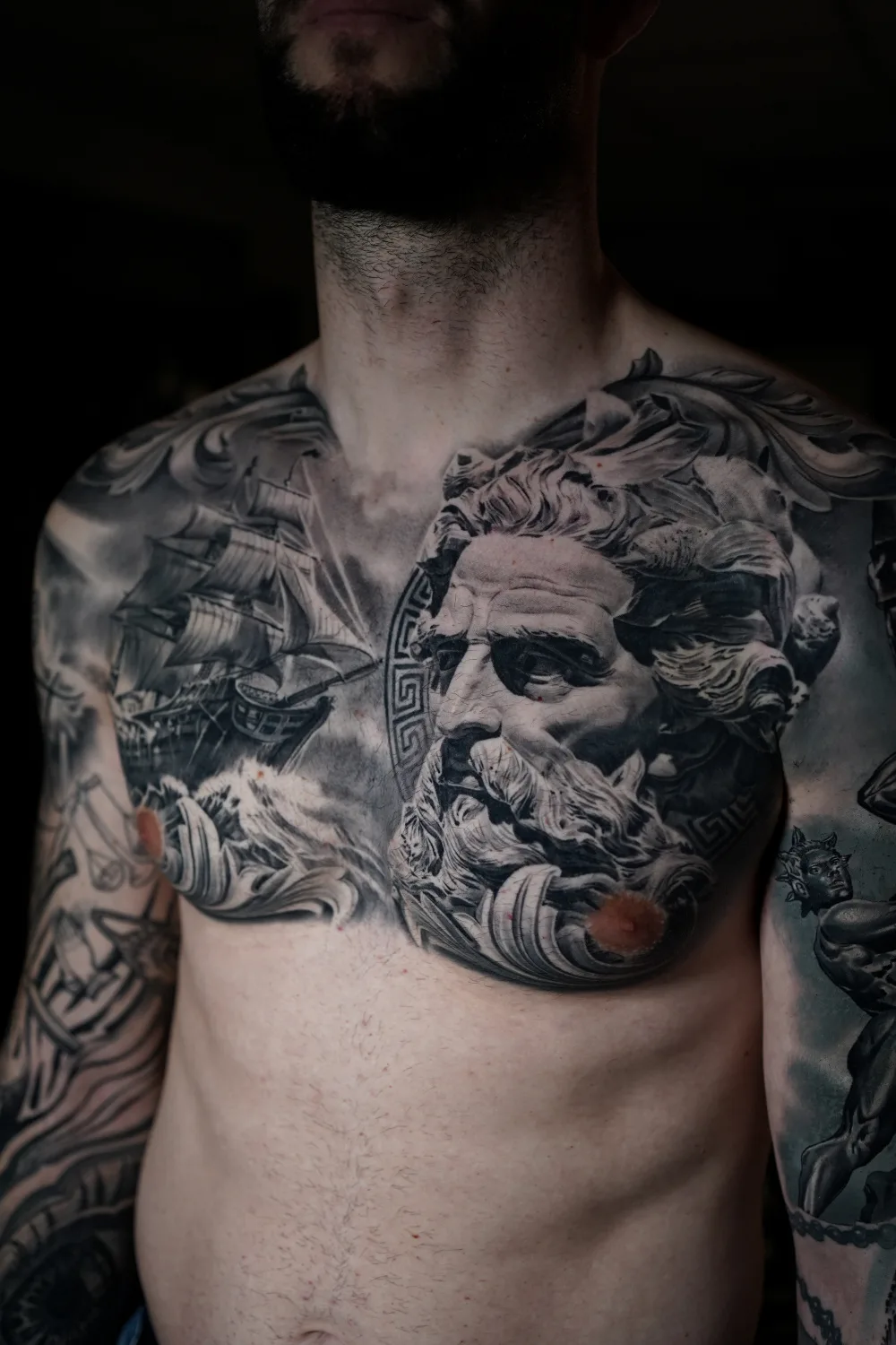 Artista di tatuaggi Chris Yze