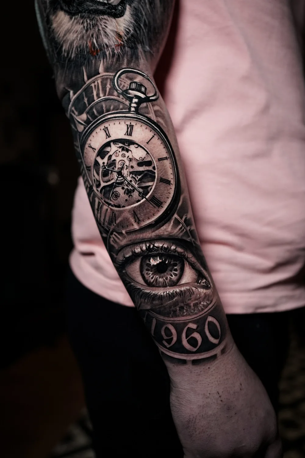 Artista di tatuaggi Chris Yze