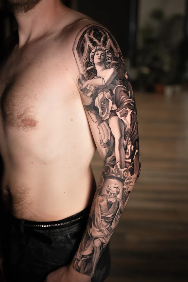 Реализм Angel, Statue tattoo на Полный рукав