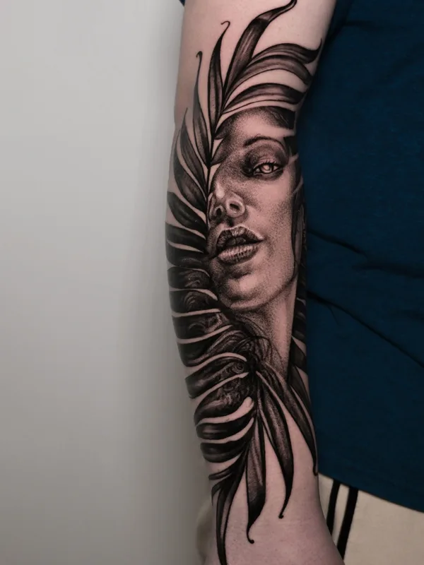 male blackandgrey portrait татуировка на forearm #81828 | Тату мастер Roman Zakharchenko