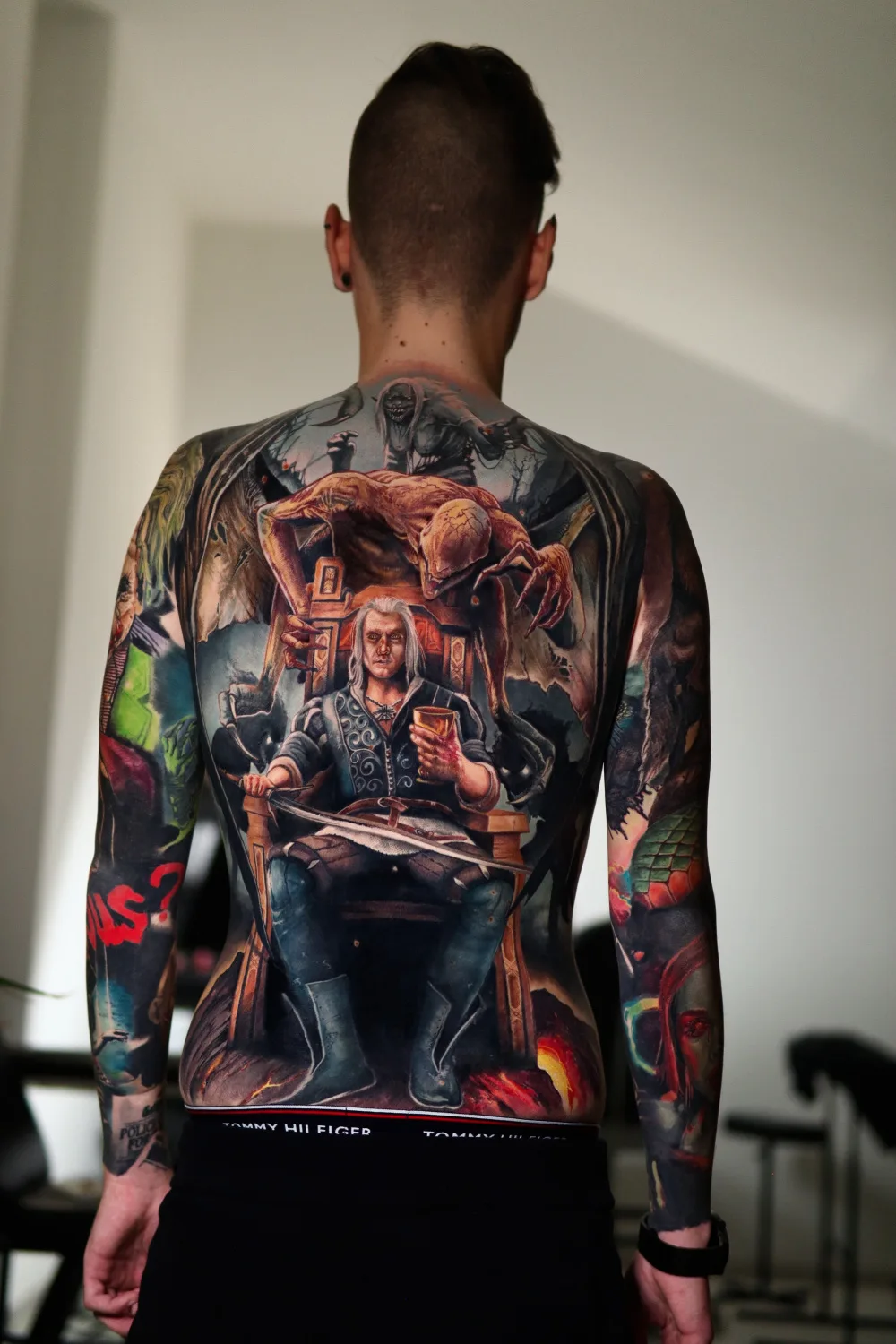 Tattoo artist Levente Vacsi